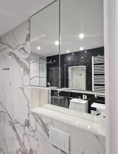 Piekny Z Widokiem Διαμέρισμα